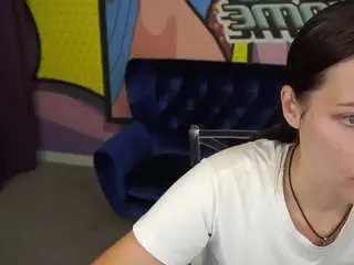 Miramoonraven  live sex cam