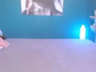 Nadinnne34k  live sex cam