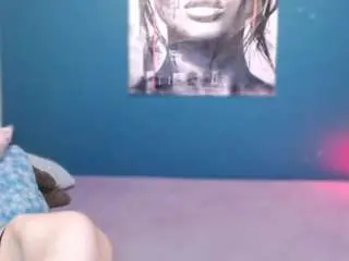 Nadinnne34k  live sex cam