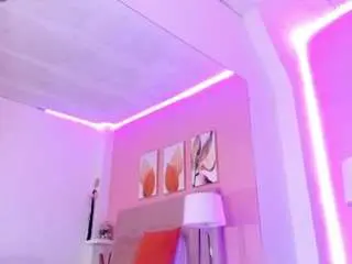 Suzylong  live sex cam