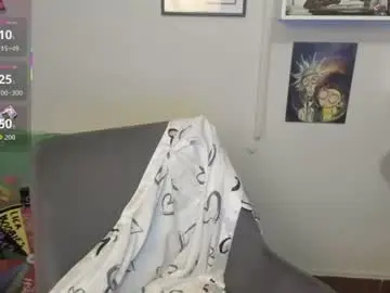 Issa_latin  live sex cam