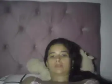 Micaelamoreno18  live sex cam