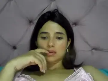 Micaelamoreno18  live sex cam