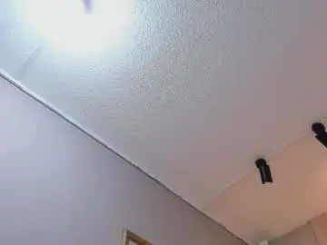 Nahimithompson  live sex cam