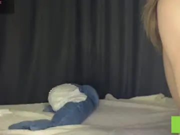 Tastyvinni  live sex cam