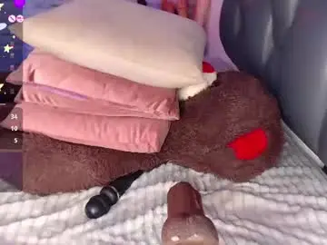 Tinna__hottie  live sex cam