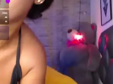 Tinna__hottie  live sex cam