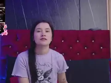 Alexaivory  live sex cam