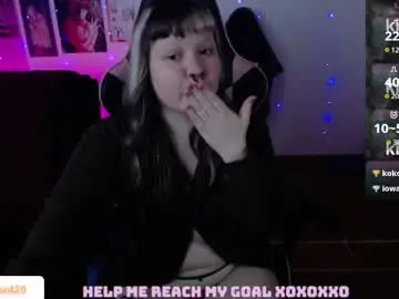 Destroyall420  live sex cam