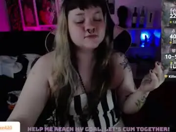 Destroyall420  live sex cam