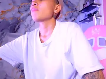 Eithan_88  live sex cam