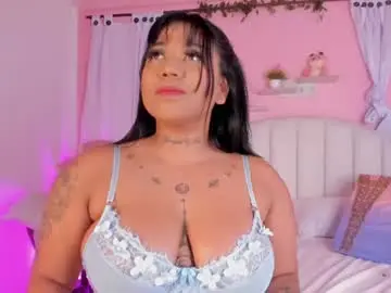 Emily_restrepoo  live sex cam