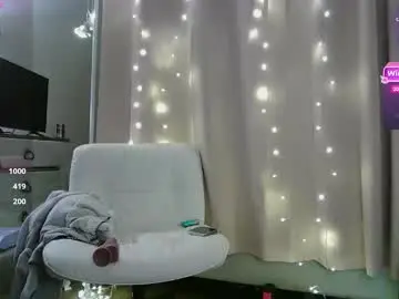 Esoterickitten777  live sex cam