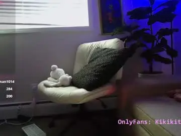 Esoterickitten777  live sex cam
