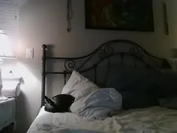 Esoterickitten777  live sex cam