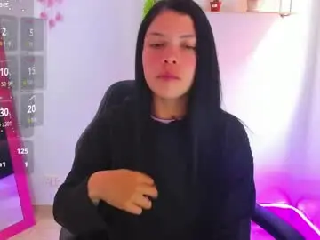 Gia_contii  live sex cam