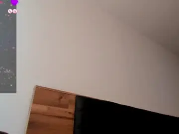 Juicekatee  live sex cam