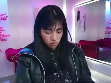Leia_queens  live sex cam