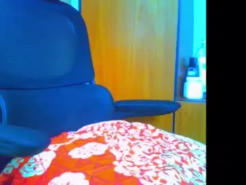 Lowenyangvalentine  live sex cam