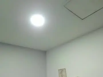 Mia_stella_  live sex cam