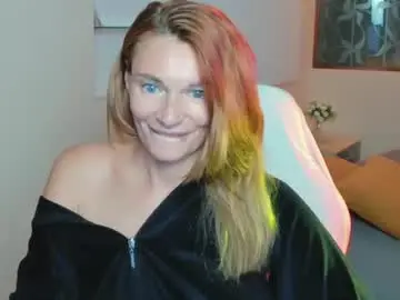 Mistybarnes  live sex cam