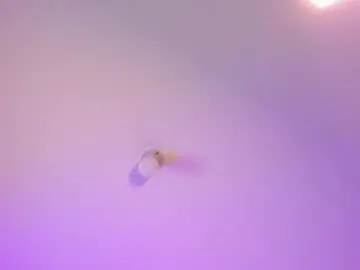 Naiawhisper  live sex cam