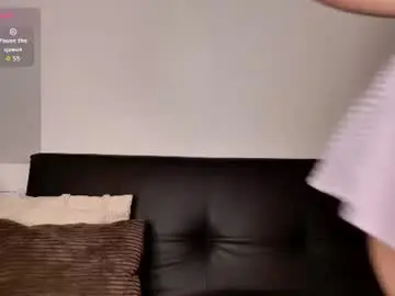 Odett_a  live sex cam