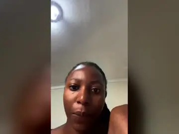 Peacewaterrs  live sex cam