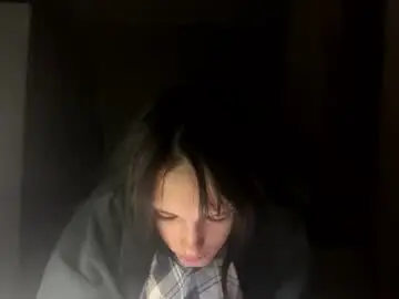 Shirakranendonk  live sex cam