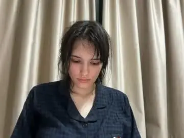 Shirakranendonk  live sex cam