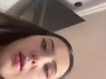 Vickiempey  live sex cam