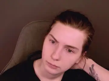 Aliceinredsquare_  live sex cam