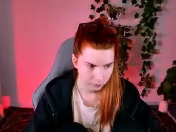 Aliceinredsquare_  live sex cam