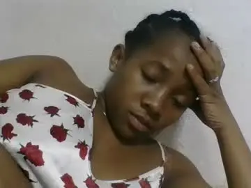 Beavenue  live sex cam