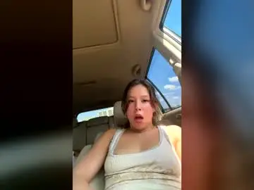 Chulamamacitaa  live sex cam
