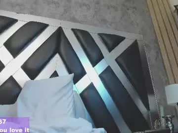 Cloeperson  live sex cam