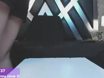 Cloeperson  live sex cam