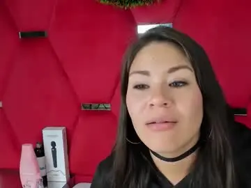 Giannajohnson  live sex cam