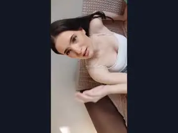 Juanitacalcano  live sex cam
