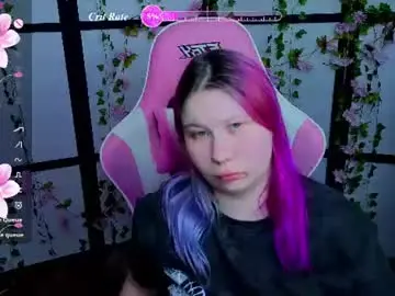 Kitsune_little  live sex cam