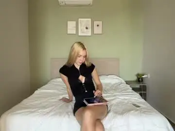 Krystinadziuba  live sex cam