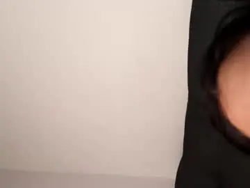 Nikkybotero  live sex cam