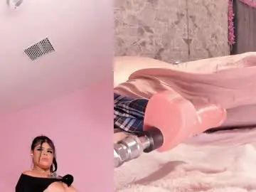 Sashajune  live sex cam