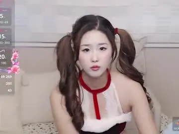 Simonastephanie  live sex cam