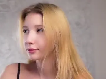 Sunnmoonn  live sex cam