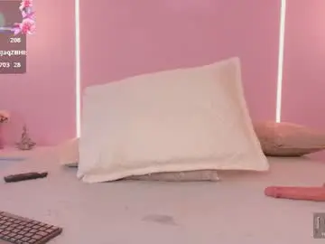 Valenmilan  live sex cam