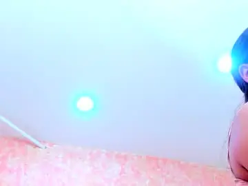 Violet_blum  live sex cam