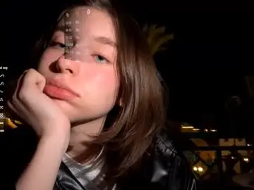 Viviennebreihan  live sex cam