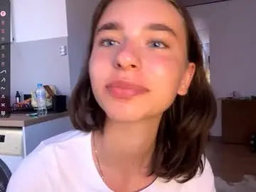 Viviennebreihan  live sex cam