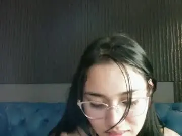 Adaira31  live sex cam